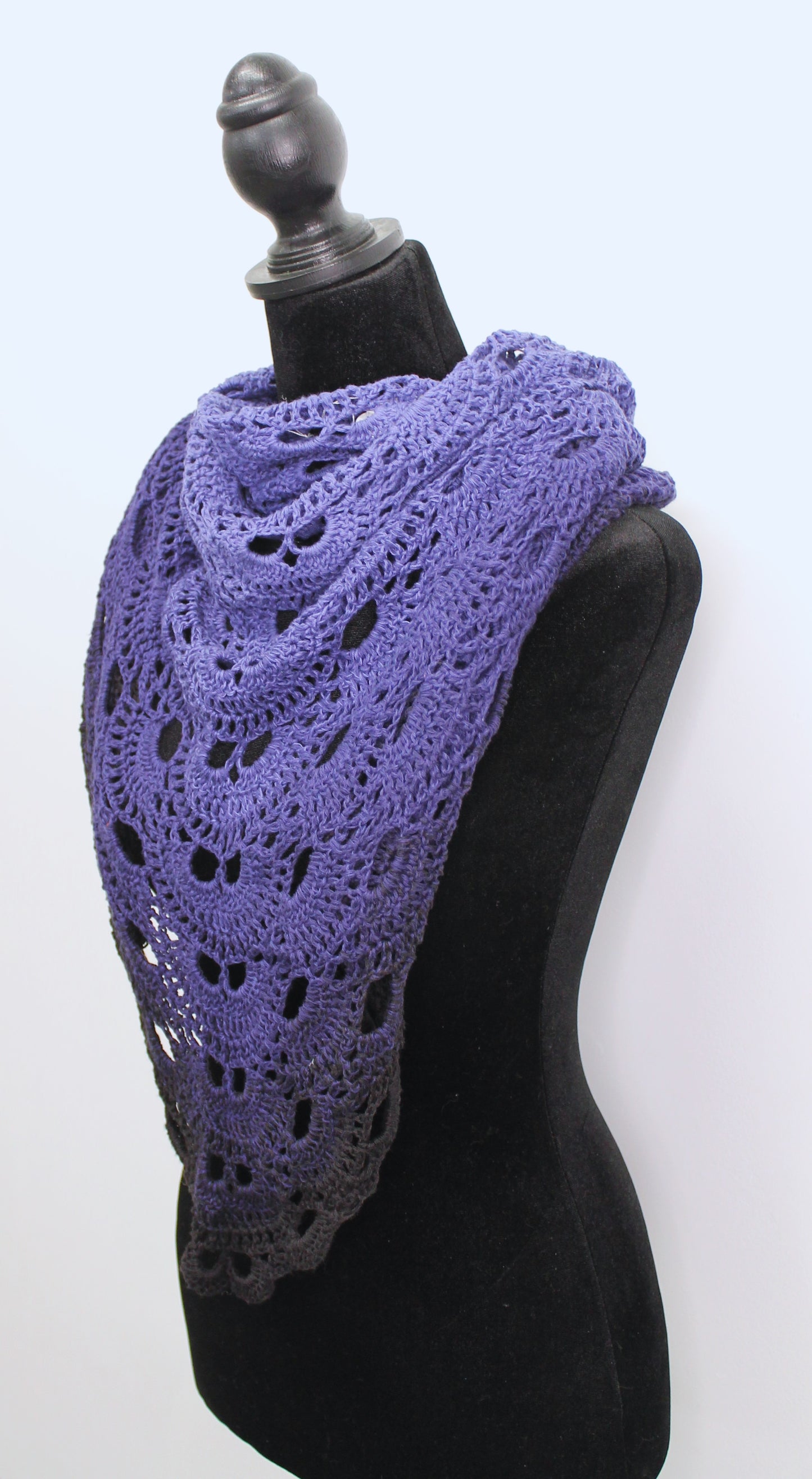 Lace shawl (Midnight)
